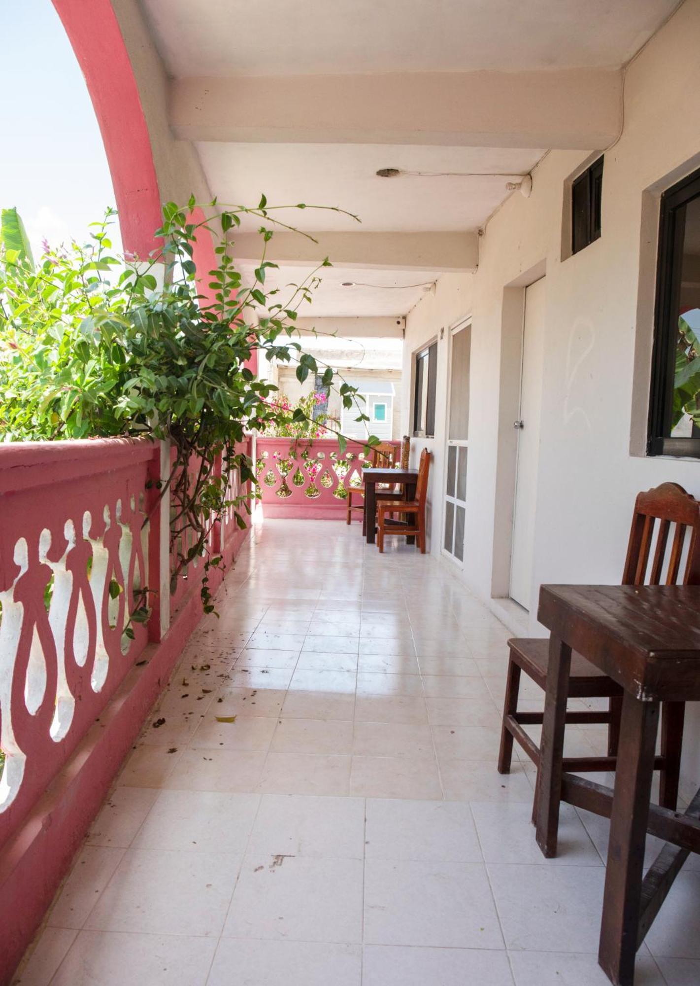 Hotel Los Arcos Holbox Exterior photo