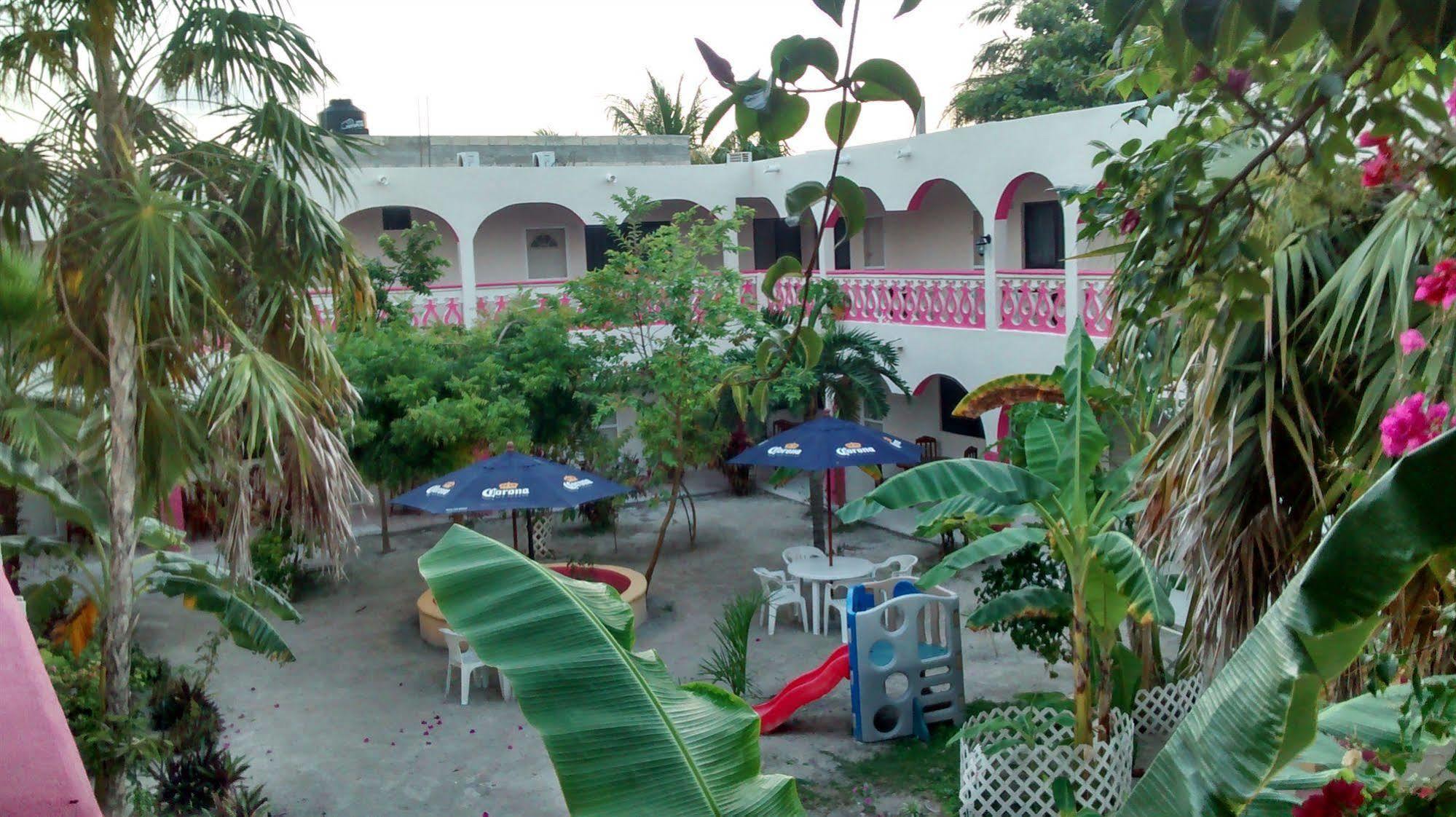 Hotel Los Arcos Holbox Exterior photo